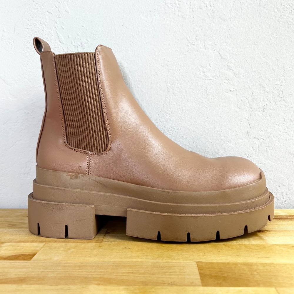 Topshop Lug Chelsea Boots Platform Ankle Booties Chunky Sole Taupe Size 39 EU